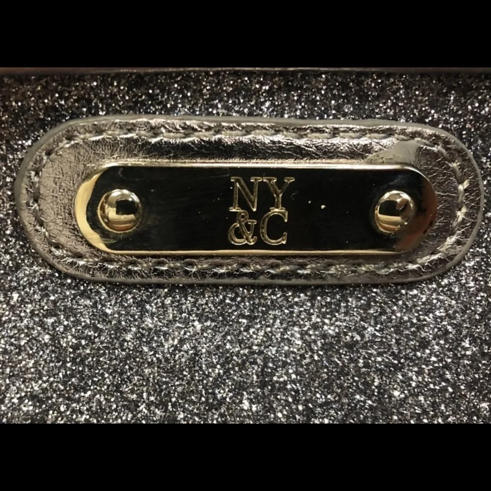 NY & C New York & Company Small Purple Gray Glitter Iridescent Wristlet Clutch